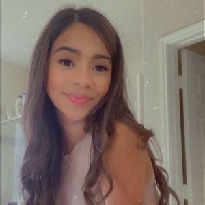 Meet your Posher, Evelyn